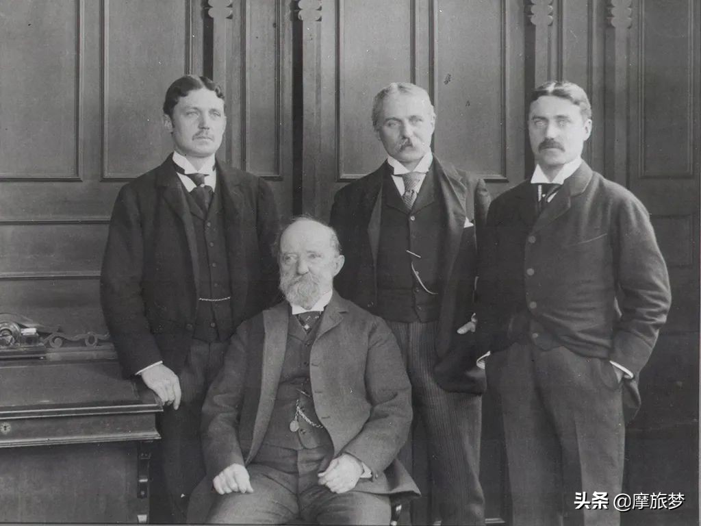 zara经典衬衫,zara衬衣是什么牌子