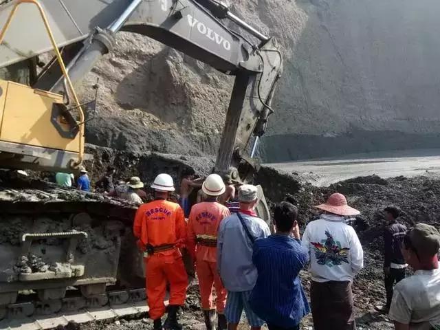 缅甸帕敢翡翠矿区发生大规模塌方,缅甸翡翠矿区塌方