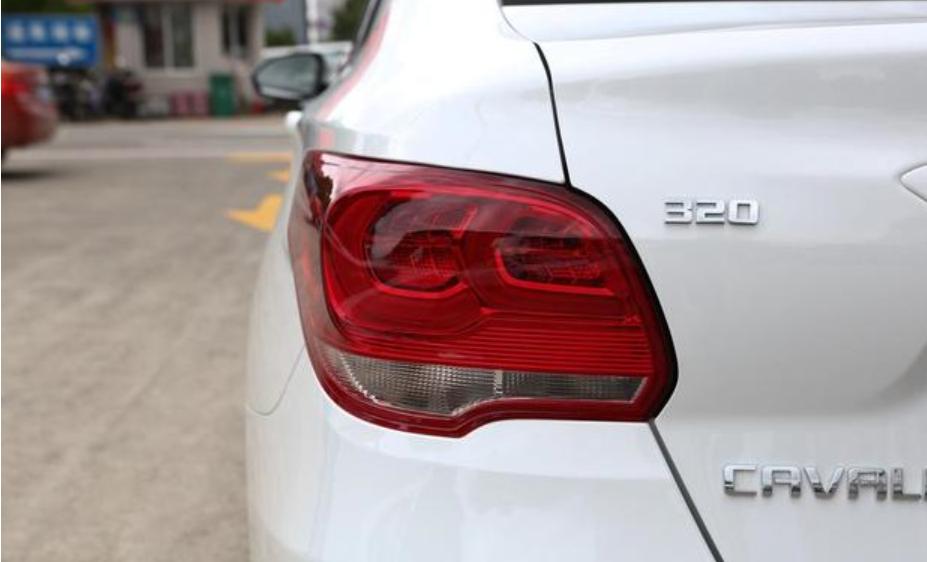 最省油的车第一名雪佛兰科沃兹,雪佛兰科沃兹2020redline欣尚版