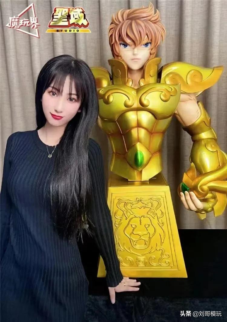 1/1的黄金狮子座雕像见过吗？18999元你会买吗？