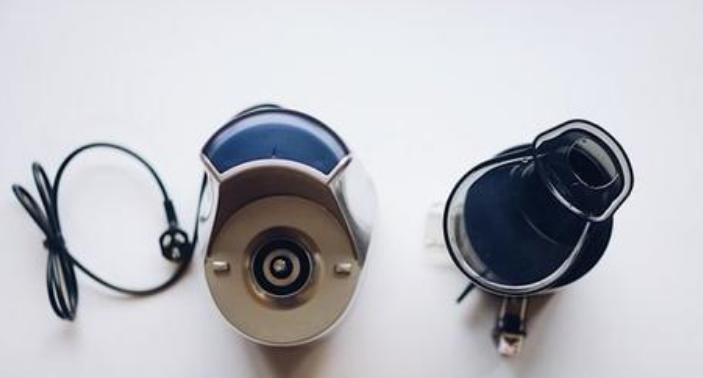 姐姐家新入手一个原汁机，榨汁细腻无渣，厨房格局更提升