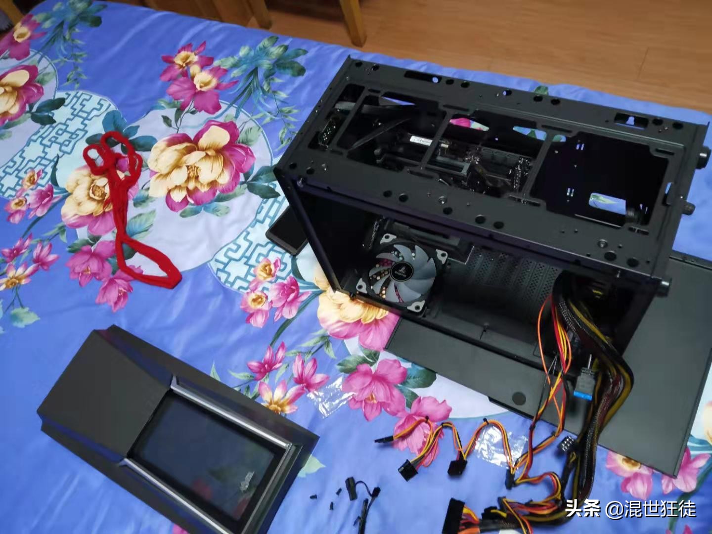 记录第一次开箱视频,第一次装机全过程