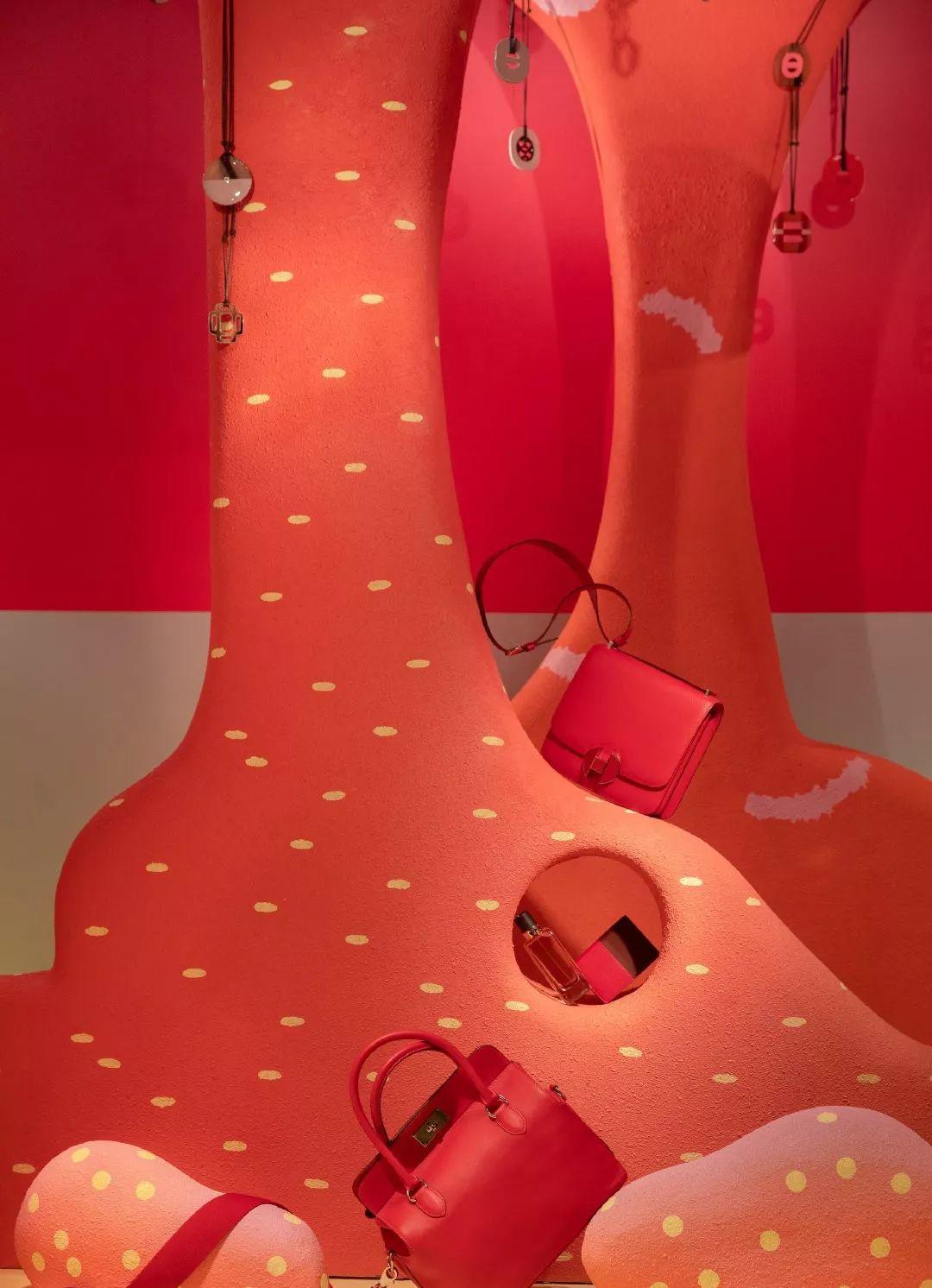 爱马仕品牌设计理念,爱马仕的品牌定位策略