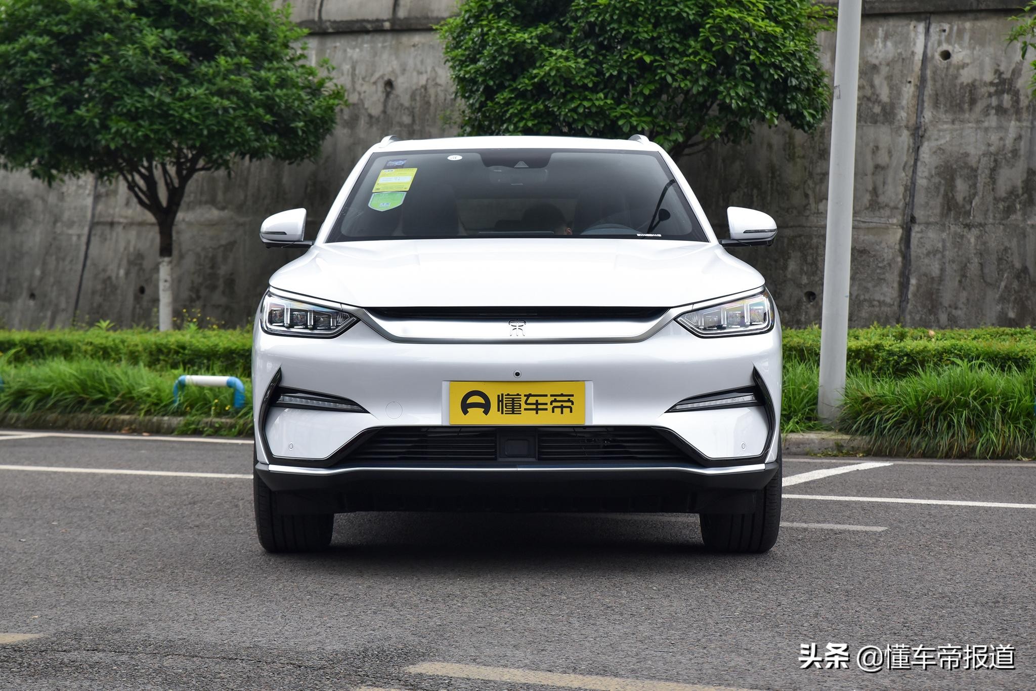 新款宋plusev2022款动力,新车底盘有点抖