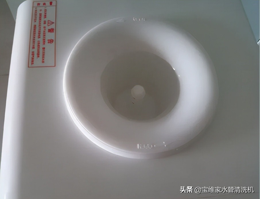 饮水机长期不清洗有什么危害,饮水机长时间不清洗有哪些危害