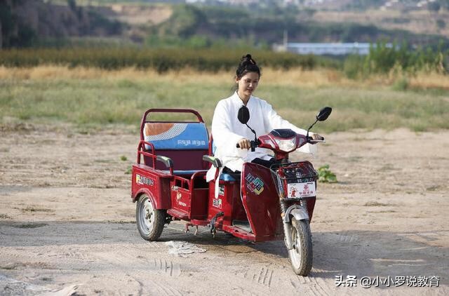 她被誉为中国最美女道士,名校毕业家境好,网友:出家真是太可惜