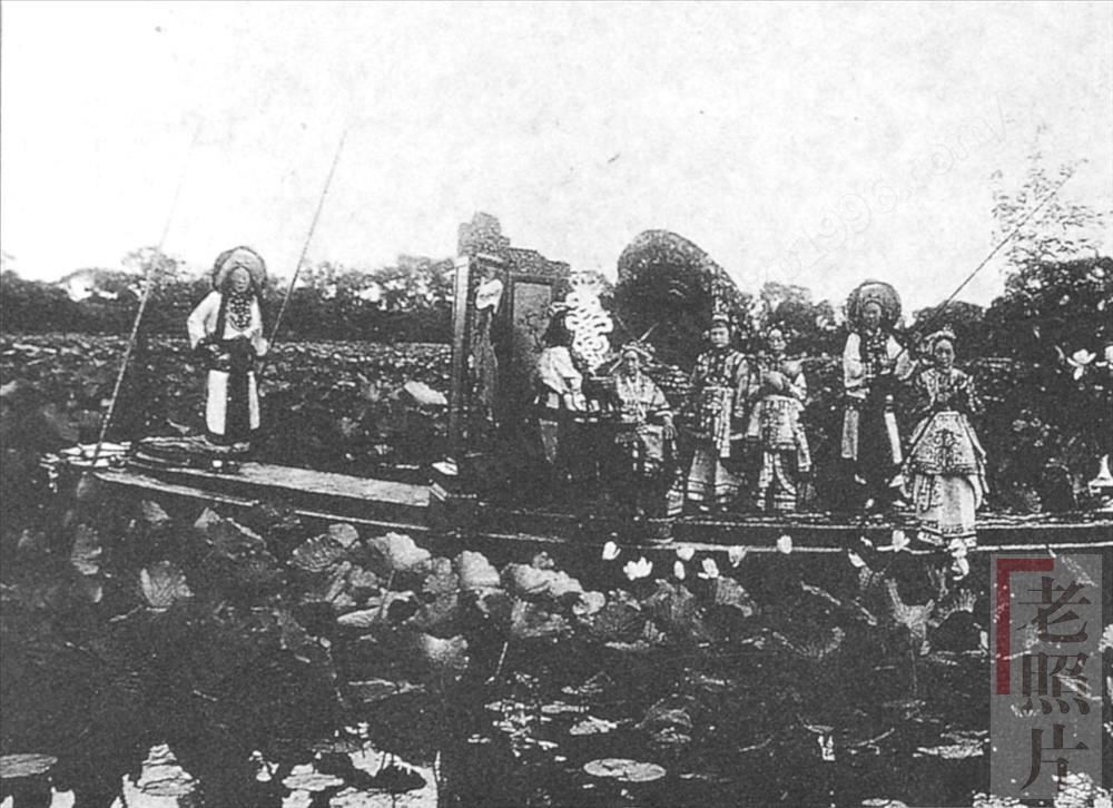 慈禧溥仪登基影像,清朝溥仪慈禧太后照片