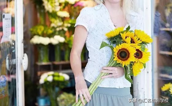 花艺十六种手法,流行花艺简单教学