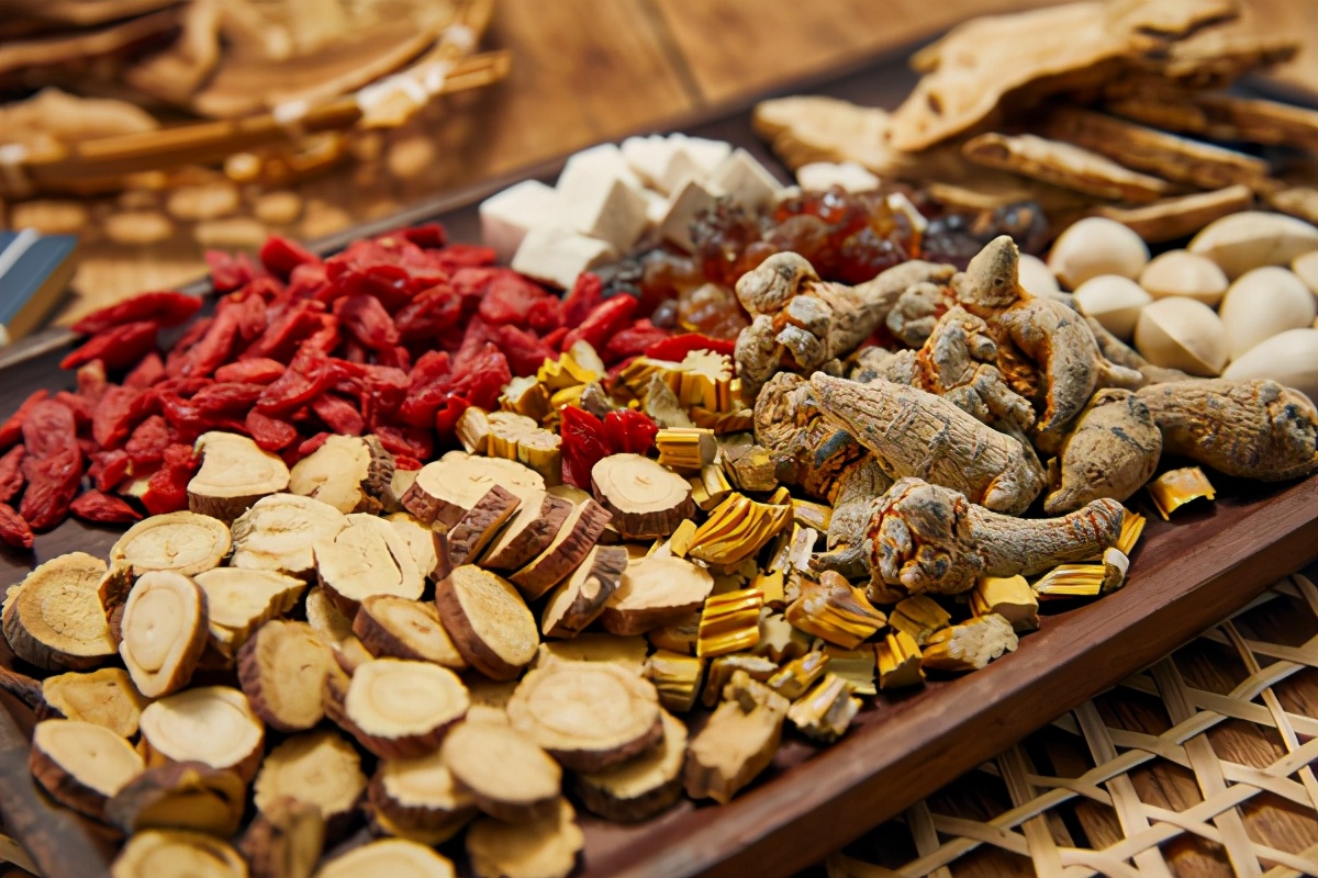 肾气两虚导致的气喘咳嗽中药方,脾阳虚肺虚痰湿治尿频医案