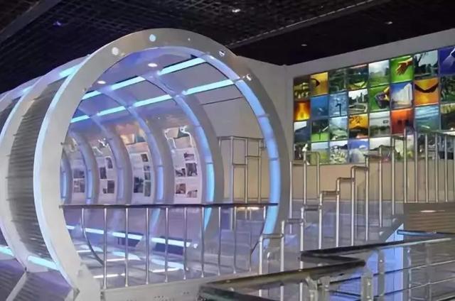 还没出上海，朋友却以为我出了趟国 ！