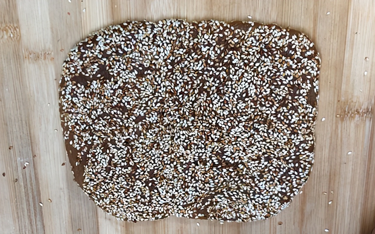 好吃的老式手工牛皮糖,在家如何自制牛皮糖