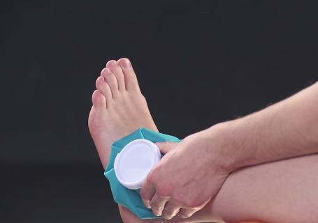 受伤冰敷和热敷的最佳时间,受伤冰敷热敷的最佳时间