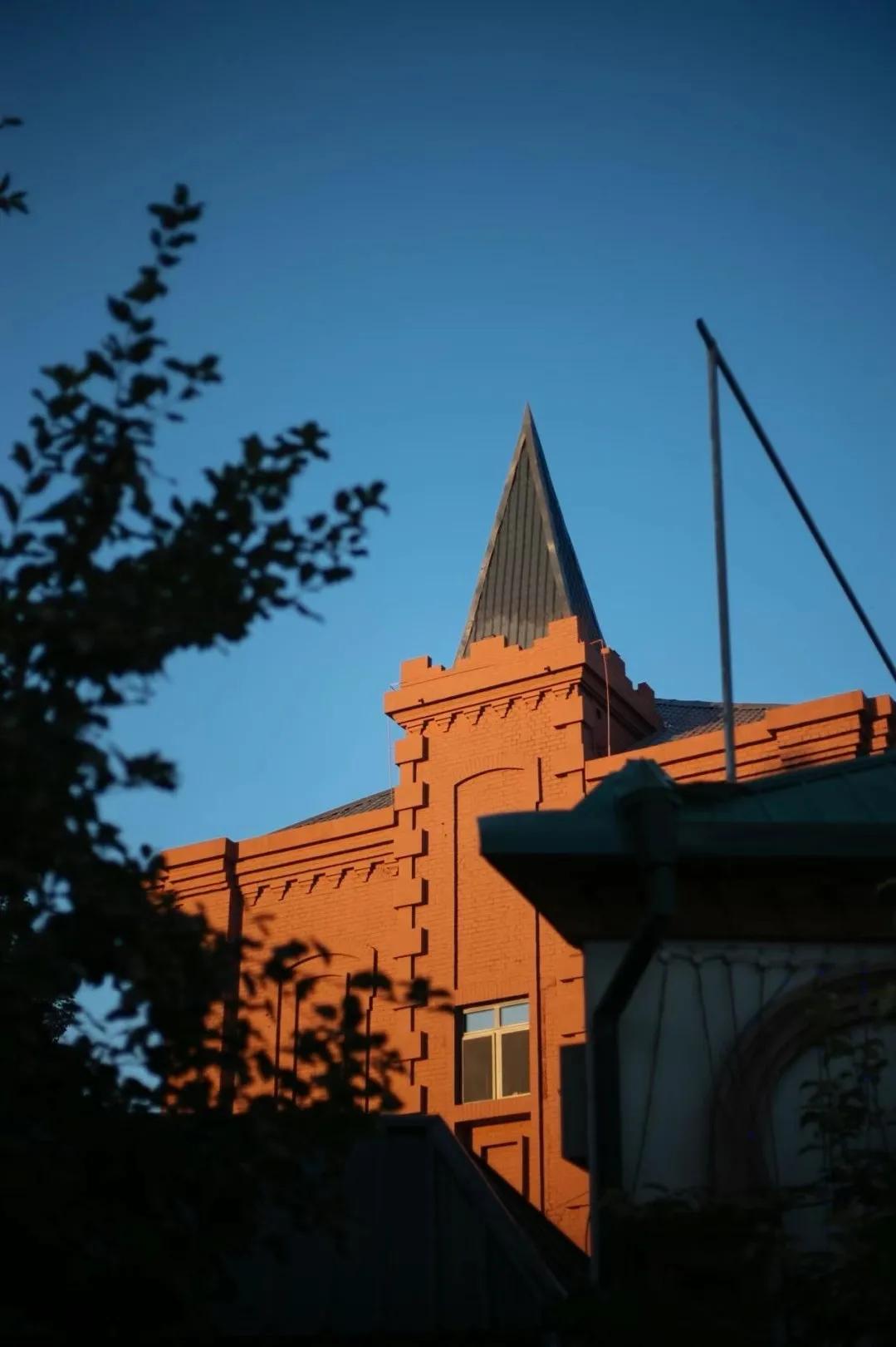 可以靠颜值偏要靠技术,能靠颜值偏靠实力