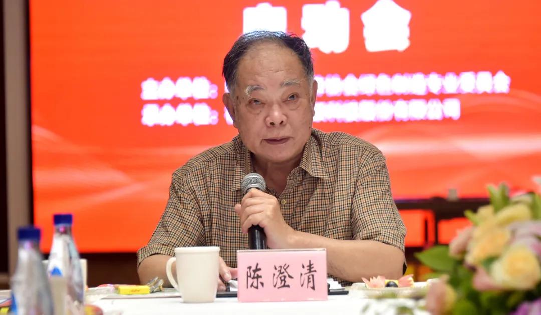 风云闽商|晋江这对父子坚守纺织实业，将一块面料做到极致