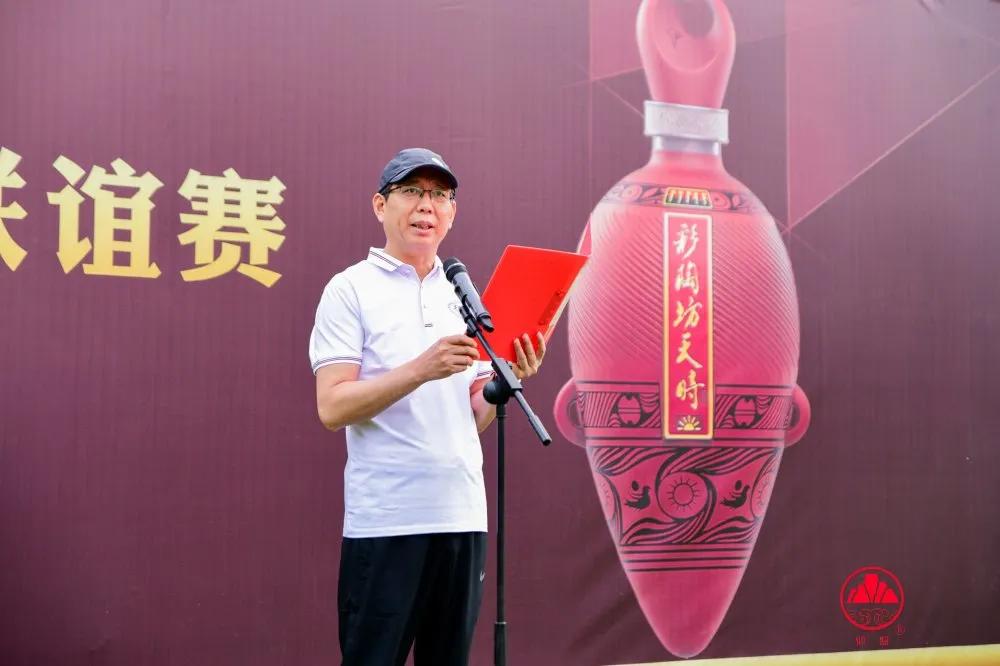 天时酒与高尔夫球携手，是一场天高海阔的邂逅