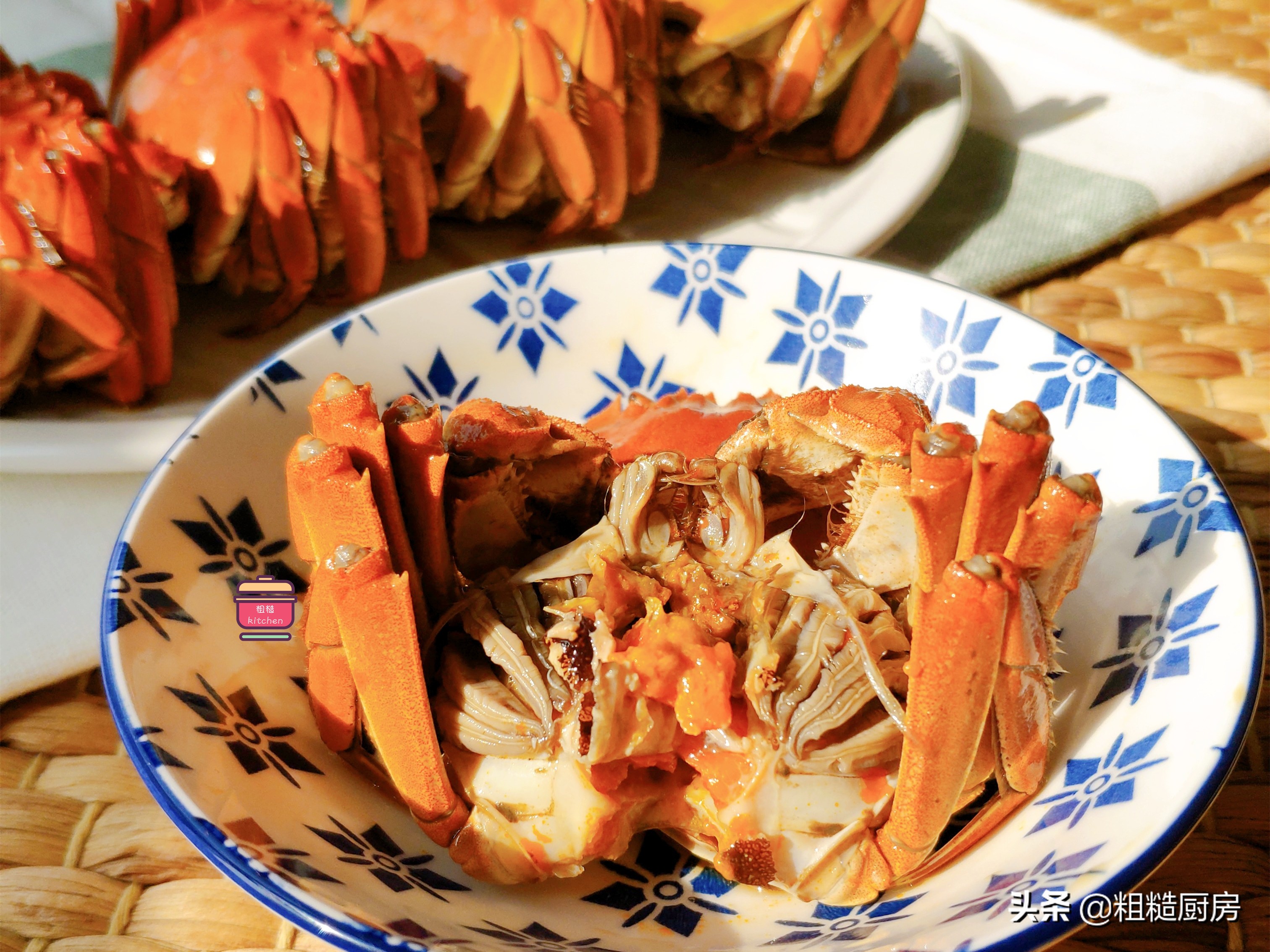 肥美大闸蟹这样吃最香,秋季肥美大闸蟹的吃法
