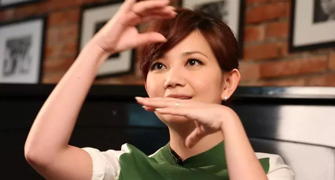 梁静茹离婚后再唱情歌视频,梁静茹离婚后首次露面完整版