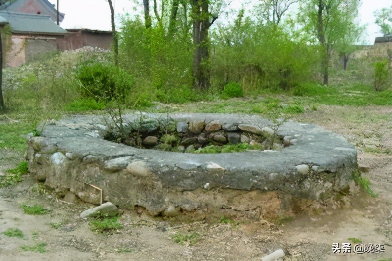 儿时挑水的经历,小时候捡砂井