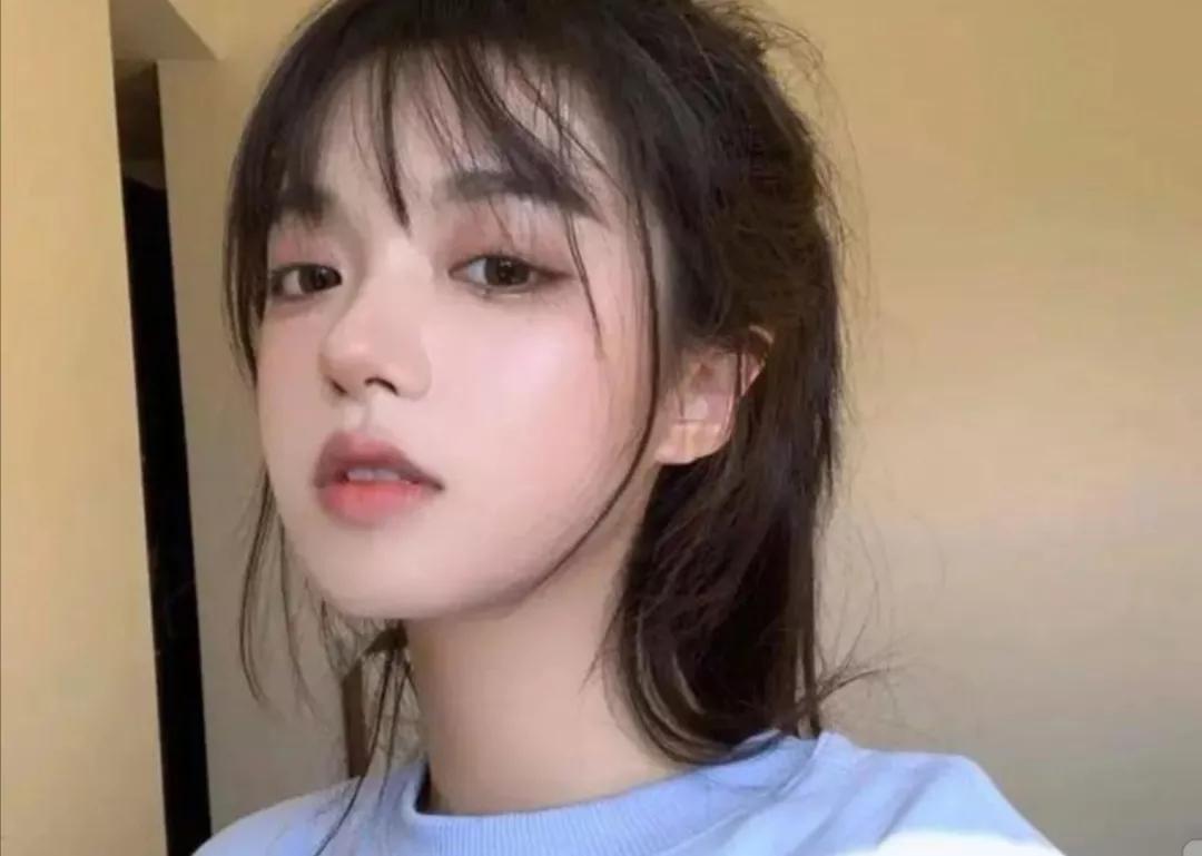 女人到五六十岁爱上一个人怎么办,四五十岁女人还有爱情吗