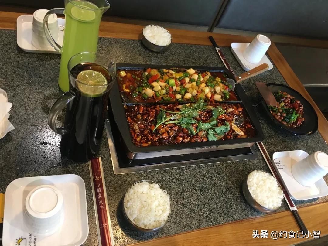 乌鲁木齐烤鱼美食推荐必吃的地方,乌鲁木齐万州烤鱼