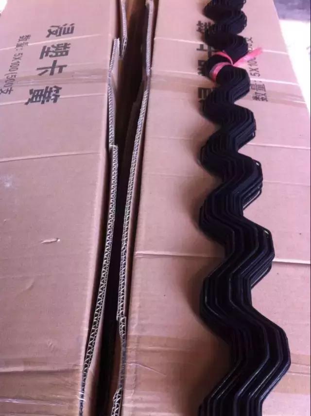 新型温室大棚骨架配件,温室大棚设备图片大全