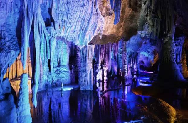 阿依河团购门票,阿依河门票优惠是要线下买票吗