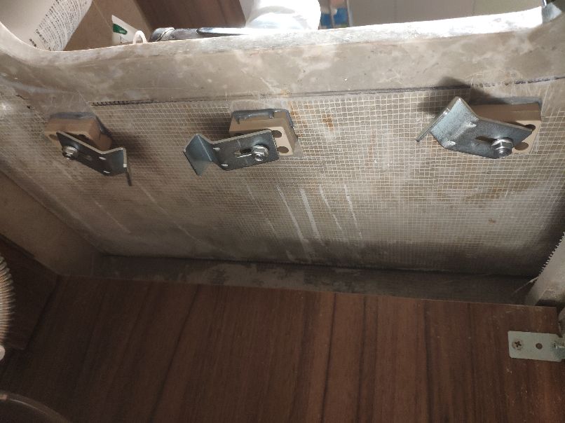 台下盆掉了怎么重新装,台下盆掉了怎么维修安装全过程