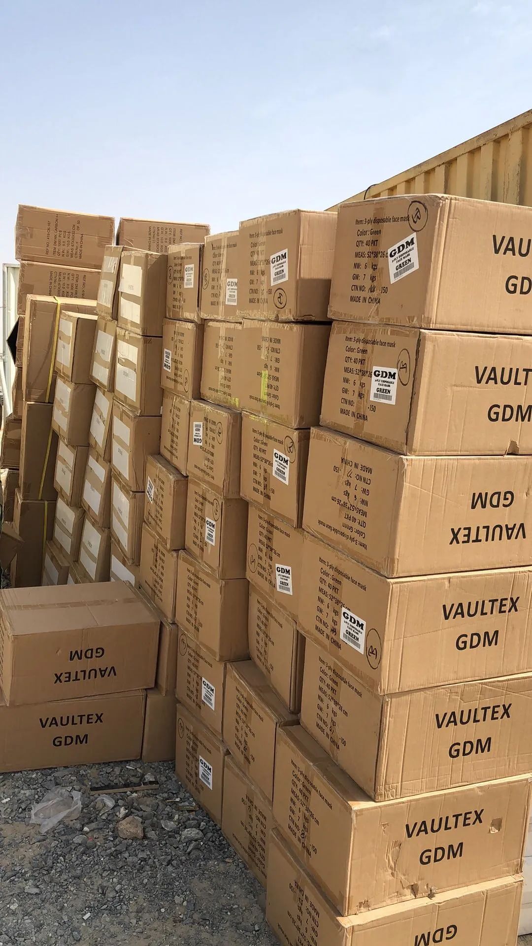 电视剧都不敢这么演：中东华侨的全球口罩生意