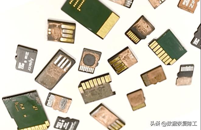 摄像头sd卡里的视频怎么导出,相机sd卡损坏数据怎么导出