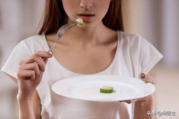 每天洗头就脱发是什么原因,洗头时大把脱发是什么原因造成的