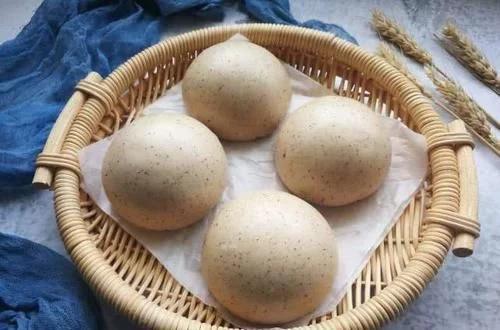 馒头出锅就塌了怎么回事,馒头出锅的时候突然瘪了怎么回事