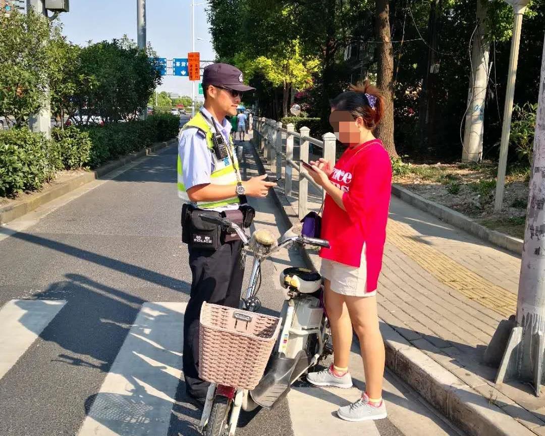 上海多名外卖骑手如何行政处罚,解决外卖骑手交通违法的措施