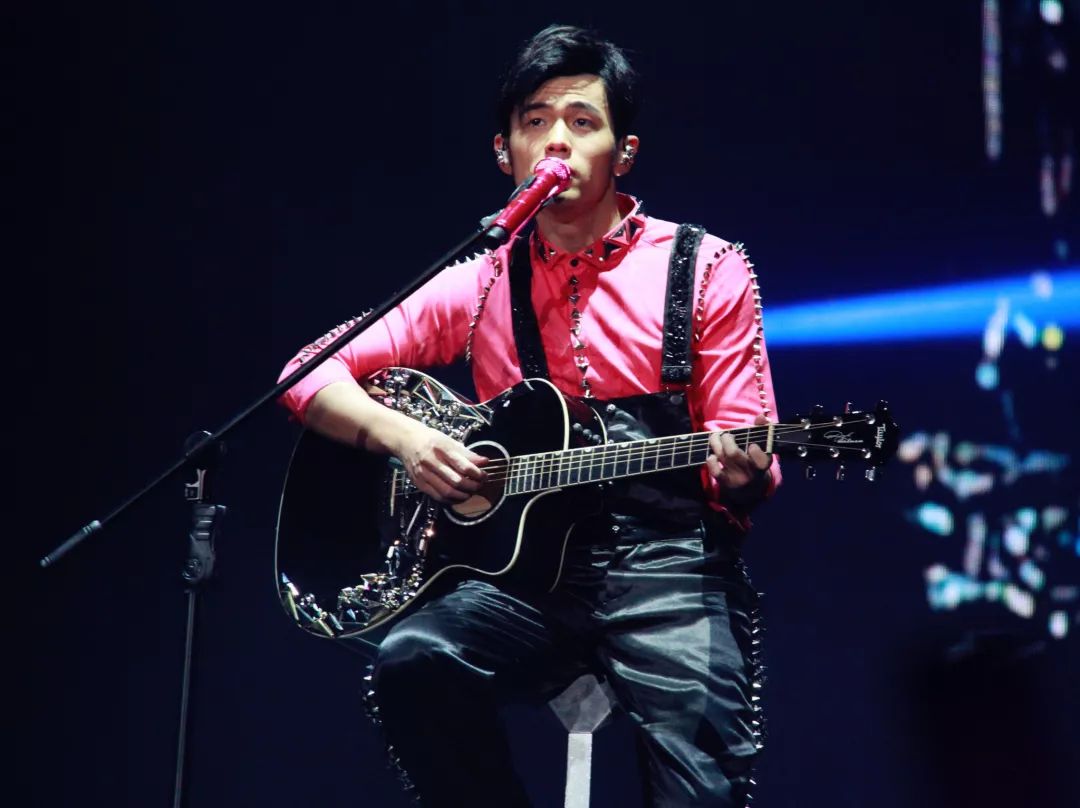 坤伦大战最新消息,坤伦大战周杰伦