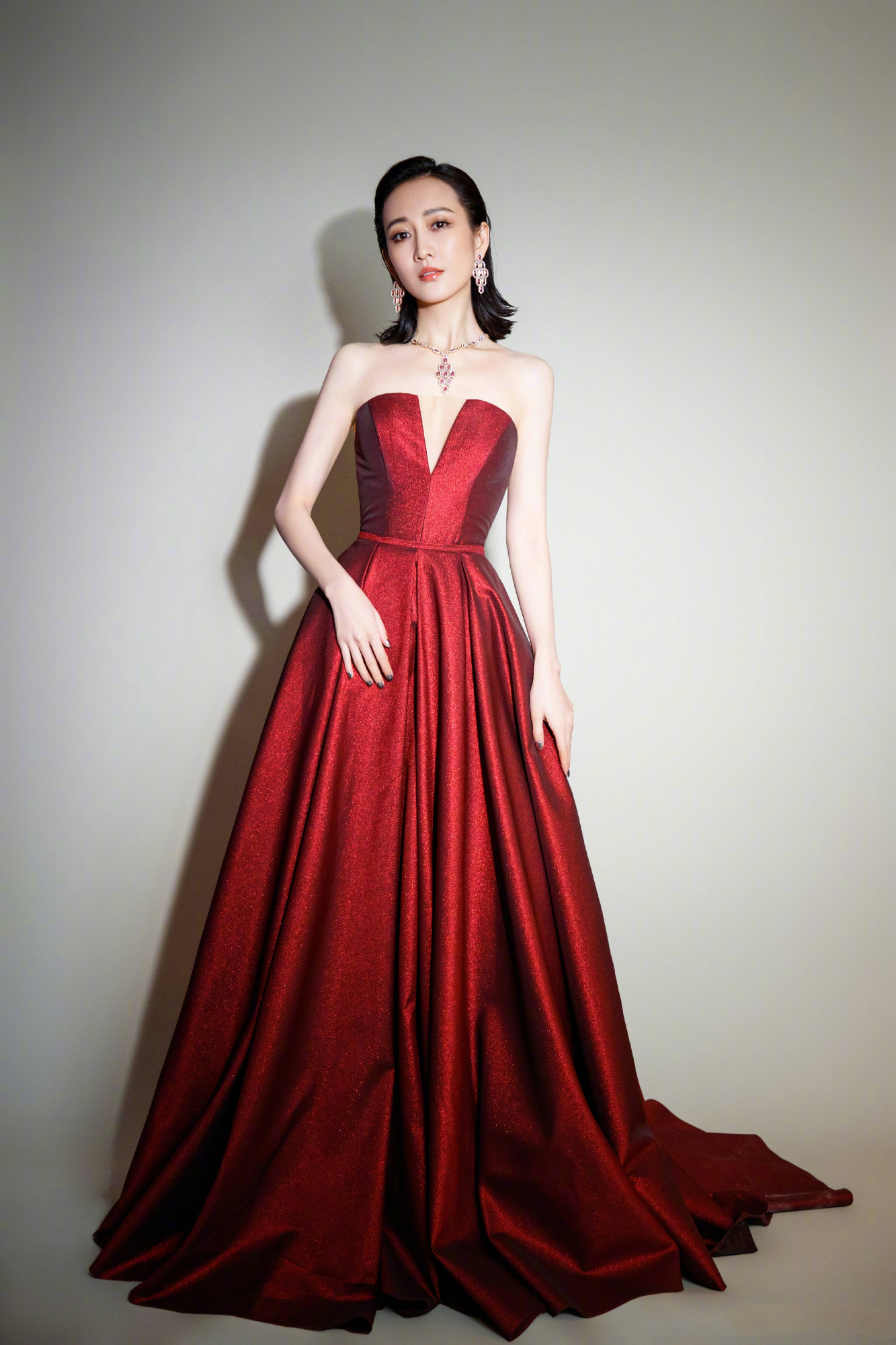 王鸥贵妇造型太惊艳,王鸥精致女神图片