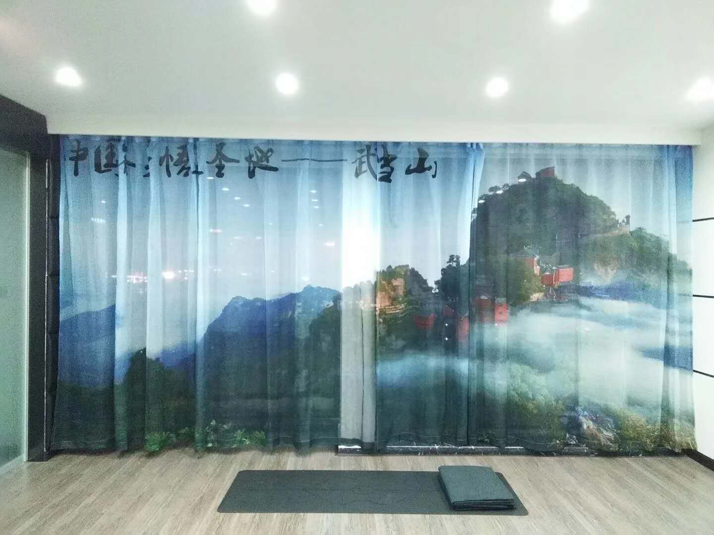 【围观】天降一只‘曹’阳‘丹’凤，演绎瑜伽绝伦韵律