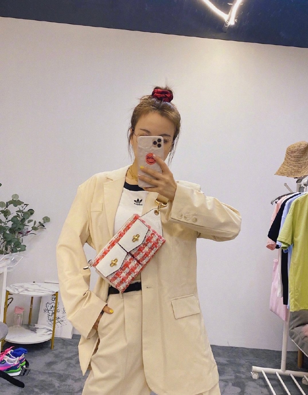 吴昕的潮流穿搭,吴昕的秋冬时尚穿搭造型告诉你