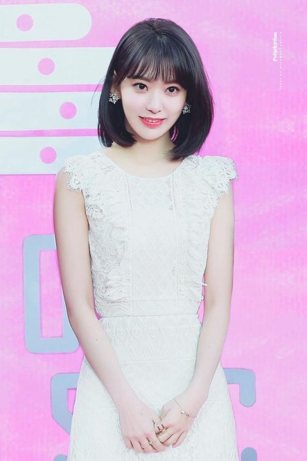 韩国明星收到粉丝的礼物感动哭了,韩国明星收到昂贵礼物