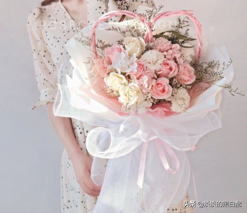 女神节送女朋友什么礼物合适,女神节送女朋友什么礼物最合适