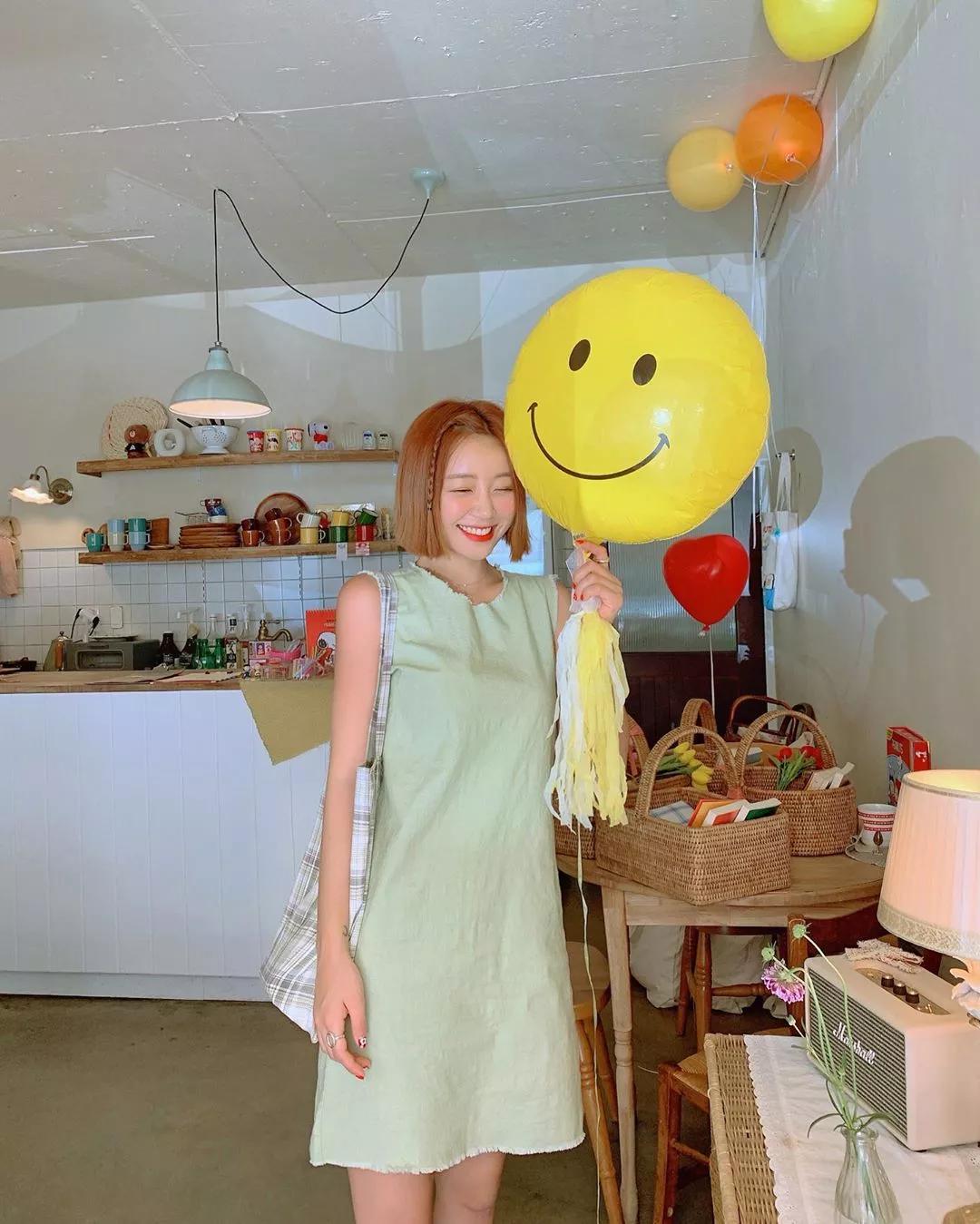 夏日就穿糖果色连衣裙，贼靓，回头率200%