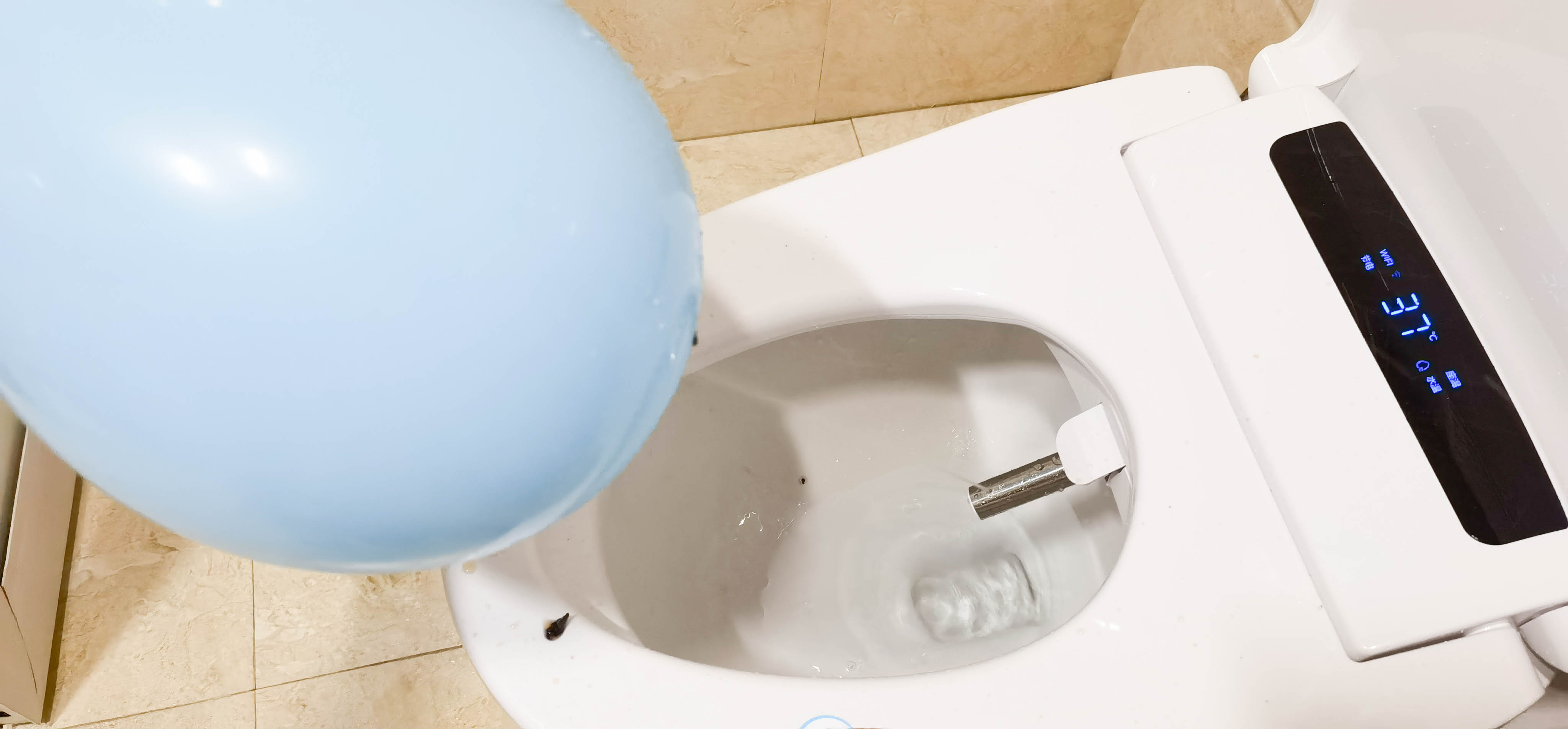 海尔卫玺m17u1智能马桶盖测评,海尔智能马桶盖x3-m16u1