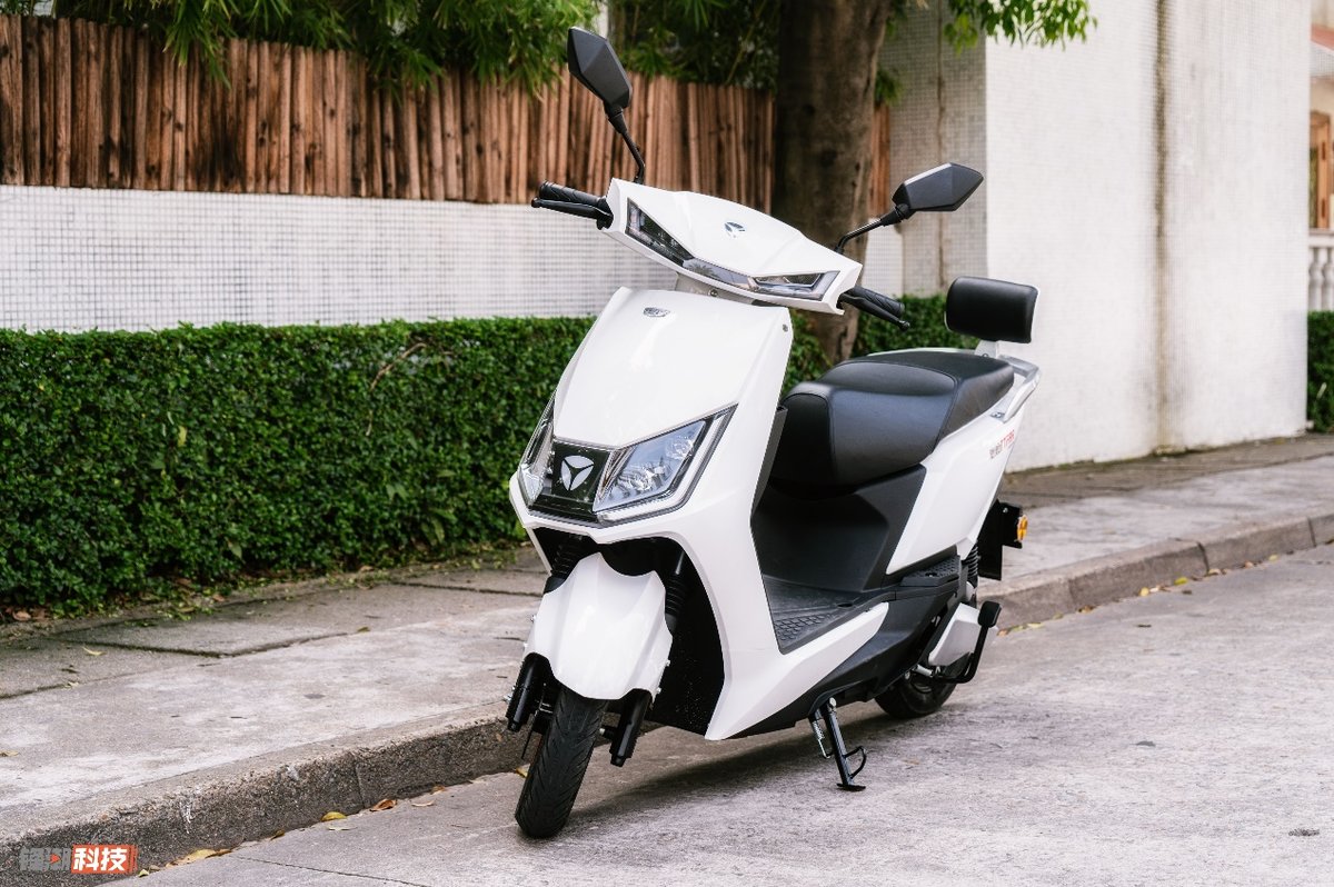 雅迪冠能t5电机是1200w还是800w,雅迪t5冠能版1200w和800w哪个好