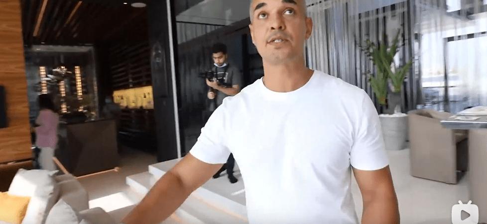 迪拜小哥豪宅,迪拜土豪哥卖劳斯莱斯