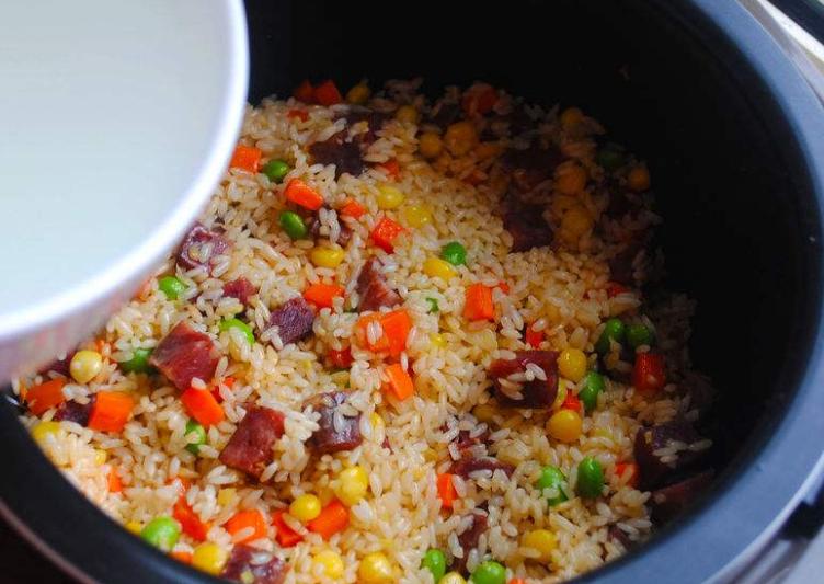 只用鸡蛋和电饭煲做出来的美食,一个电饭煲就能搞定一道美食