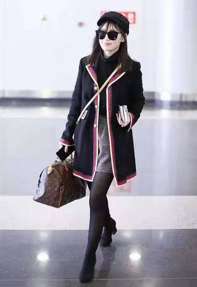 马蓉皮衣皮裤现身机场,马蓉奢侈品大盘点