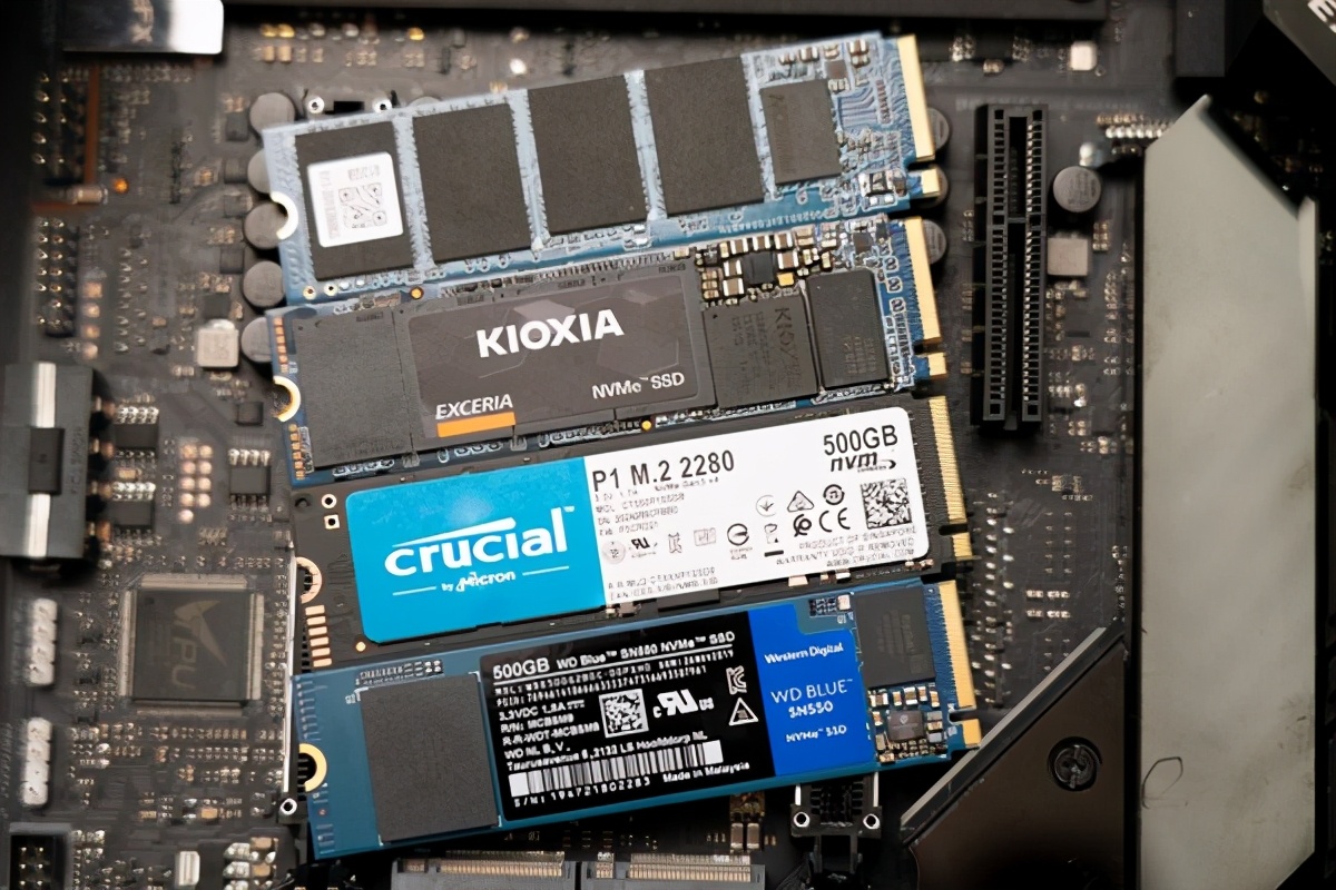 固态硬盘铠侠rc20和rd20怎么选,铠侠rc10sata接口固态硬盘评测