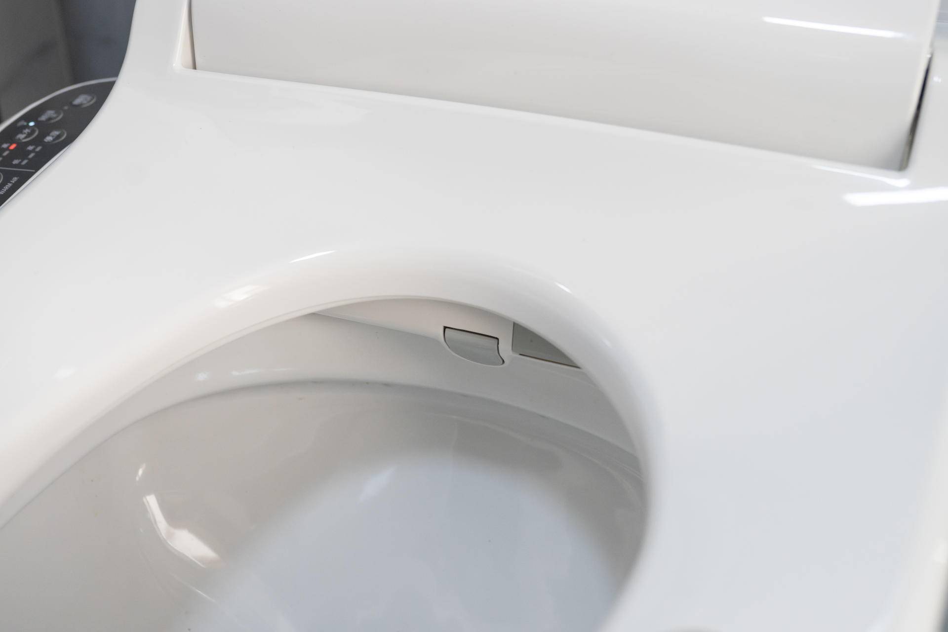 智能马桶盖日本,日本智能马桶制作