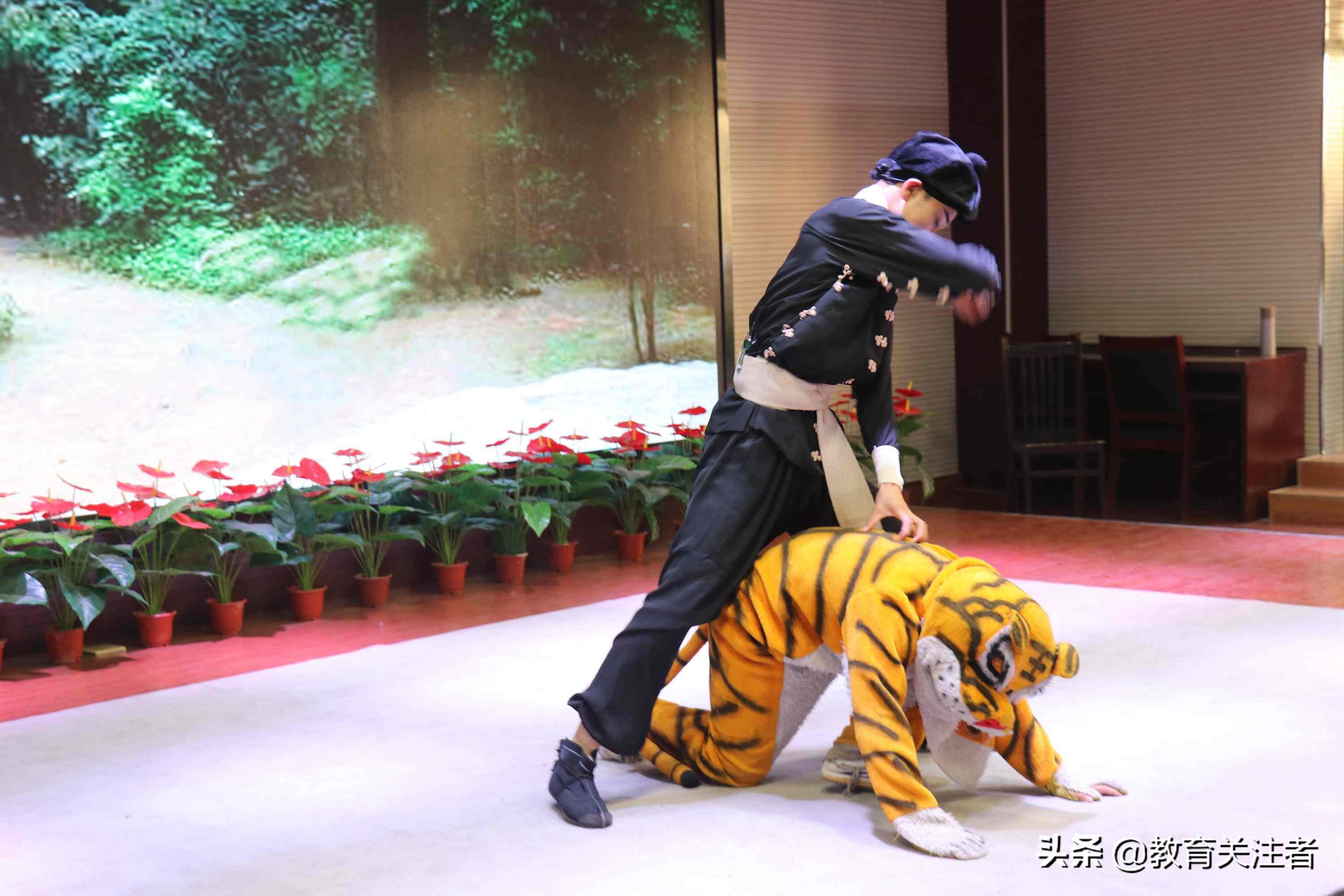 中原区桐柏路小学：梨园风吹满“桐”园戏曲文化润心田