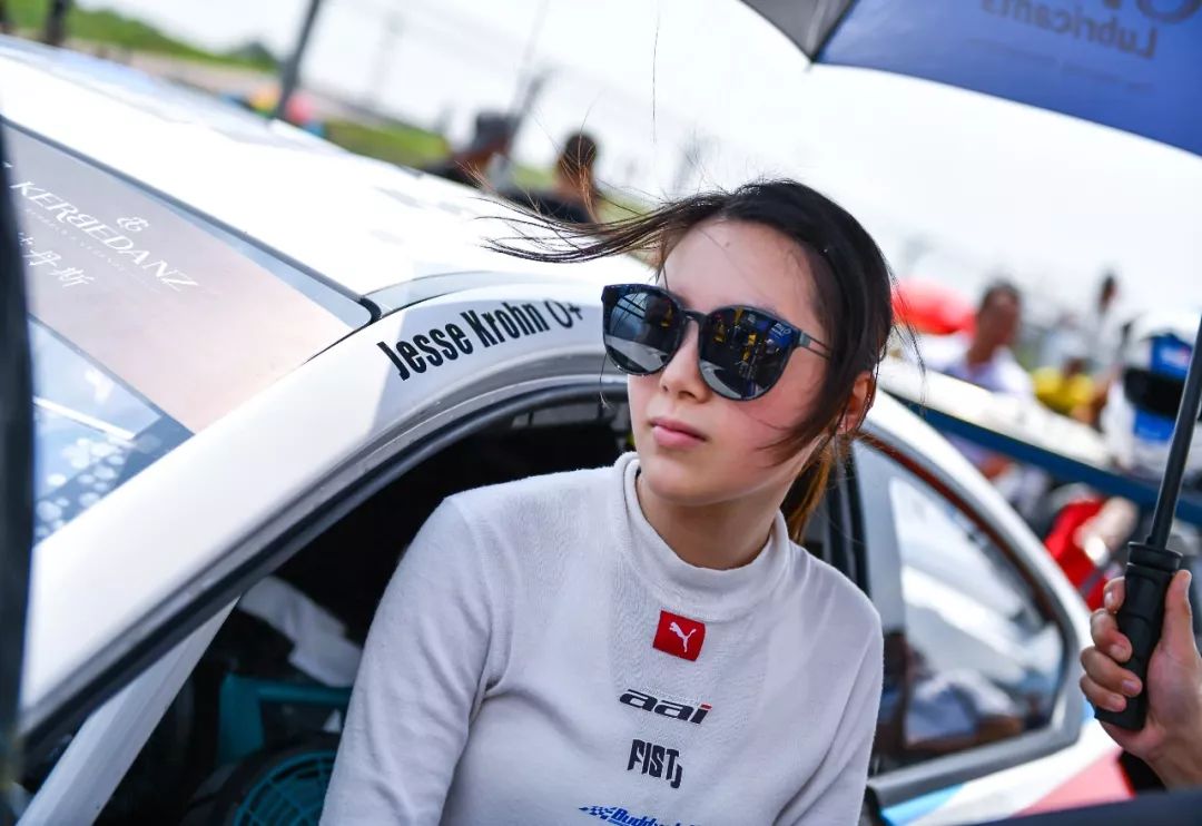 钢铁赛道雨中热战·ChinaGT上演秦皇岛首轮超跑对决