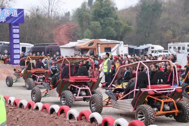 吉利西南最大赛道商业综合体,吉利投资35亿元