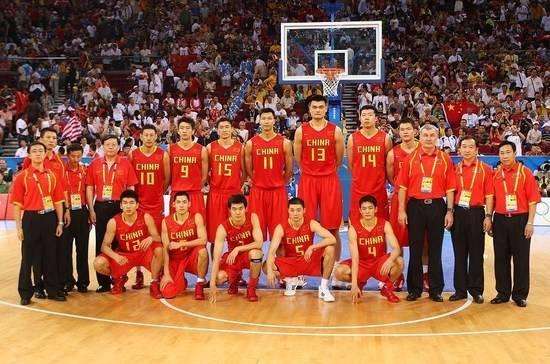 篮球和足球的球有什么区别,篮球vs足球谁才是中国第一大运动